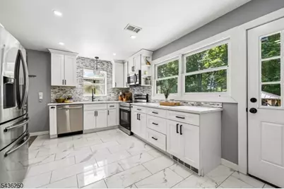 5 N Rose Ln, Mount Olive, NJ 07828 - Photo 8
