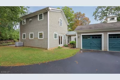 35 Woodledge Rd, Watchung, NJ 07069 - Photo 36