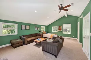 35 Woodledge Rd, Watchung, NJ 07069 - Photo 32