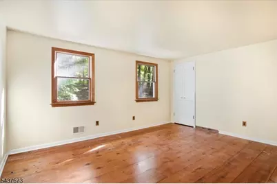 15 Burrell Rd, Tewksbury Township, NJ 08833 - Photo 6