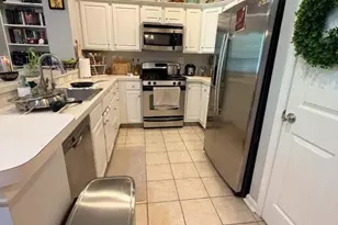 102 Riverwalk Way, Clifton, NJ 07014 - Photo 2