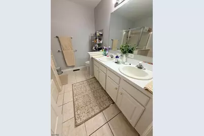 102 Riverwalk Way, Clifton, NJ 07014 - Photo 4