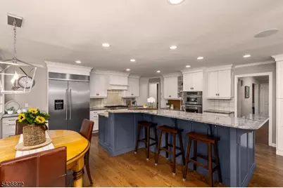 150 Noe Ave, Chatham Township, NJ 07928 - Photo 12