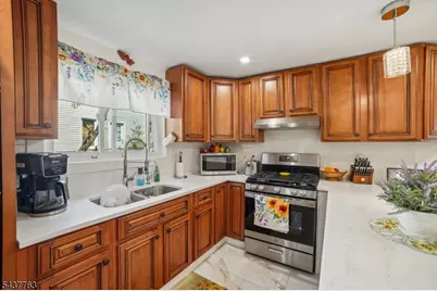 37 Stoll St, Netcong, NJ 07857 - Photo 12