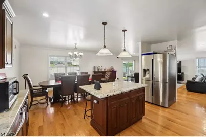 230 Birchwood Rd, Linden, NJ 07036 - Photo 6