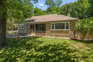 1813 Washington Valley Rd, Bridgewater, NJ 08836 - Photo 2