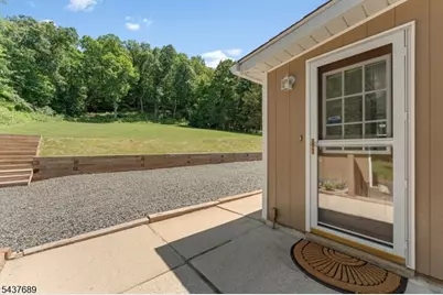 1813 Washington Valley Rd, Bridgewater, NJ 08836 - Photo 32