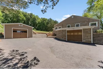 1813 Washington Valley Rd, Bridgewater, NJ 08836 - Photo 38