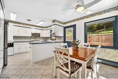 1813 Washington Valley Rd, Bridgewater, NJ 08836 - Photo 14