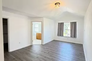 373 Stonehenge Dr, Lopatcong Township, NJ 08865 - Photo 12