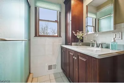 167 Newbrook Ln, Springfield, NJ 07081 - Photo 8
