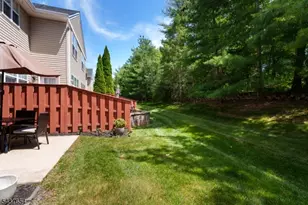 8 Scarlet Oak Dr, Montgomery Township, NJ 08540 - Photo 12
