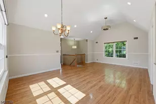 81 Hudson Ave, Ridgefield, NJ 07660 - Photo 14