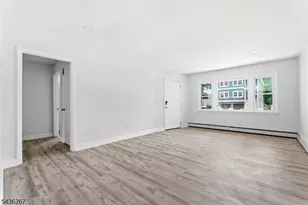 55 Morris St, East Orange, NJ 07017 - Photo 4