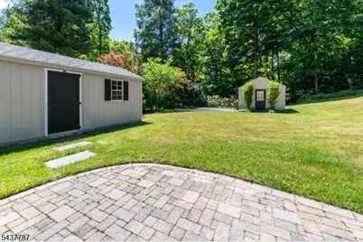 46 Sussex Dr, West Milford, NJ 07480 - Photo 10