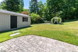 46 Sussex Dr, West Milford, NJ 07480 - Photo 10
