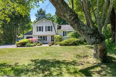 46 Sussex Dr, West Milford, NJ 07480 - Photo 6