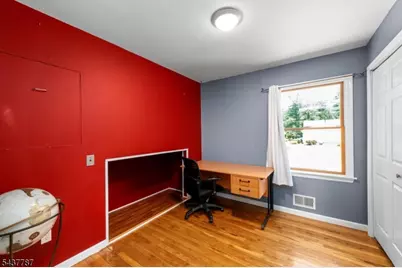 46 Sussex Dr, West Milford, NJ 07480 - Photo 28