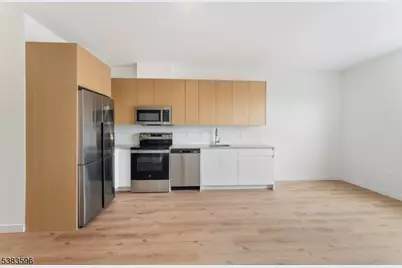 431 Dr Mlk Jr Blvd #515, East Orange, NJ 07018 - Photo 4