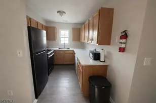 586 15th Ave, Newark, NJ 07103 - Photo 4