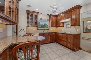 24 Hardscrabble Hill Rd, Raritan Township, NJ 08822 - Photo 12