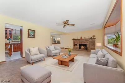24 Hardscrabble Hill Rd, Raritan Township, NJ 08822 - Photo 6
