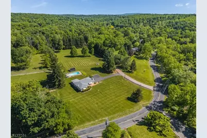 24 Hardscrabble Hill Rd, Raritan Township, NJ 08822 - Photo 32