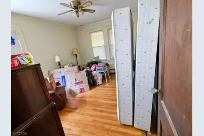 2218 Berwyn St, Union Township, NJ 07083 - Photo 12