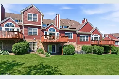 34 Turnberry Ln, Hardyston Township, NJ 07419 - Photo 4