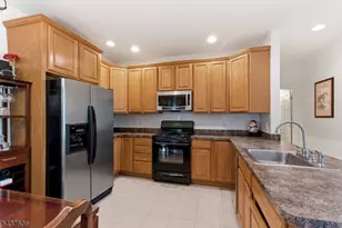 34 Turnberry Ln, Hardyston Township, NJ 07419 - Photo 16