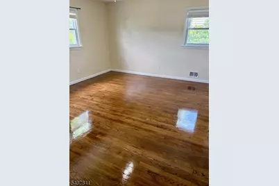 6 Dwight Ter, Clifton, NJ 07013 - Photo 2