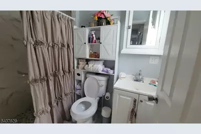 38 Taylor St, Newark, NJ 07104 - Photo 16