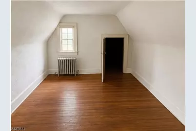 38 Alexander Ave, Nutley, NJ 07110 - Photo 10