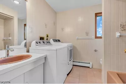 209 Squaw Trl, Hopatcong, NJ 07821 - Photo 24