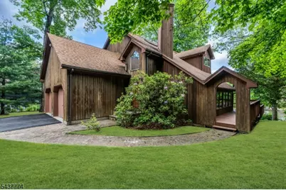 209 Squaw Trl, Hopatcong, NJ 07821 - Photo 4