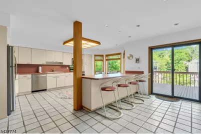 209 Squaw Trl, Hopatcong, NJ 07821 - Photo 12