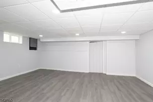 1170 Gruber Ave, Union Township, NJ 07083 - Photo 14