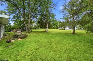 1 Round Top Dr, Clinton Township, NJ 08801 - Photo 18