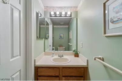 8 Gelsey Ln, Bernards Township, NJ 07920 - Photo 8