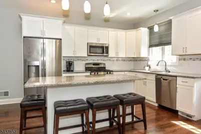 451 Springfield Ave #111, Hasbrouck Heights, NJ 07604 - Photo 10