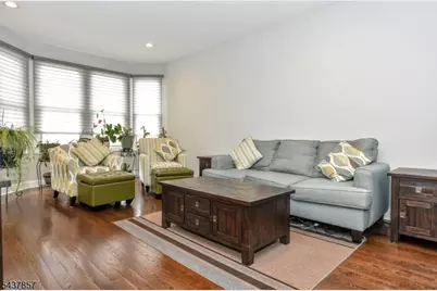 451 Springfield Ave #111, Hasbrouck Heights, NJ 07604 - Photo 6