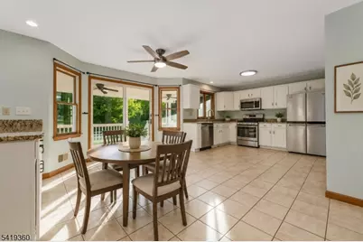 40 Thatcher Avenue, Franklin Township, NJ 08886 - Photo 10
