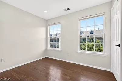5 Krueger Ct, Newark, NJ 07103 - Photo 18