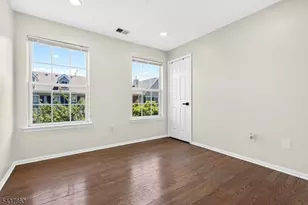 5 Krueger Ct, Newark, NJ 07103 - Photo 16