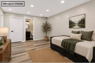 5 Krueger Ct, Newark, NJ 07103 - Photo 12