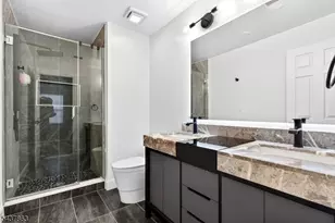 5 Krueger Ct, Newark, NJ 07103 - Photo 14