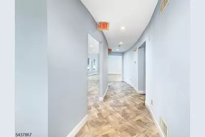 137 S Rutherford Ave, Franklin, NJ 07416 - Photo 14