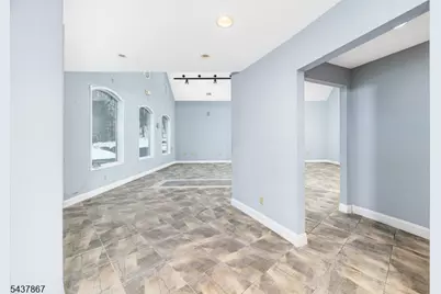 137 S Rutherford Ave, Franklin, NJ 07416 - Photo 4