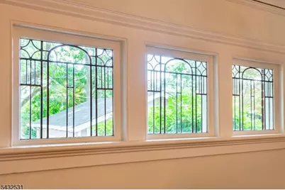 33 Prescott Ave, Montclair, NJ 07042 - Photo 10