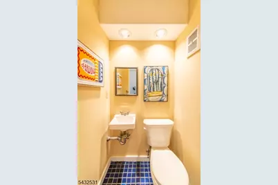 33 Prescott Ave, Montclair, NJ 07042 - Photo 14
